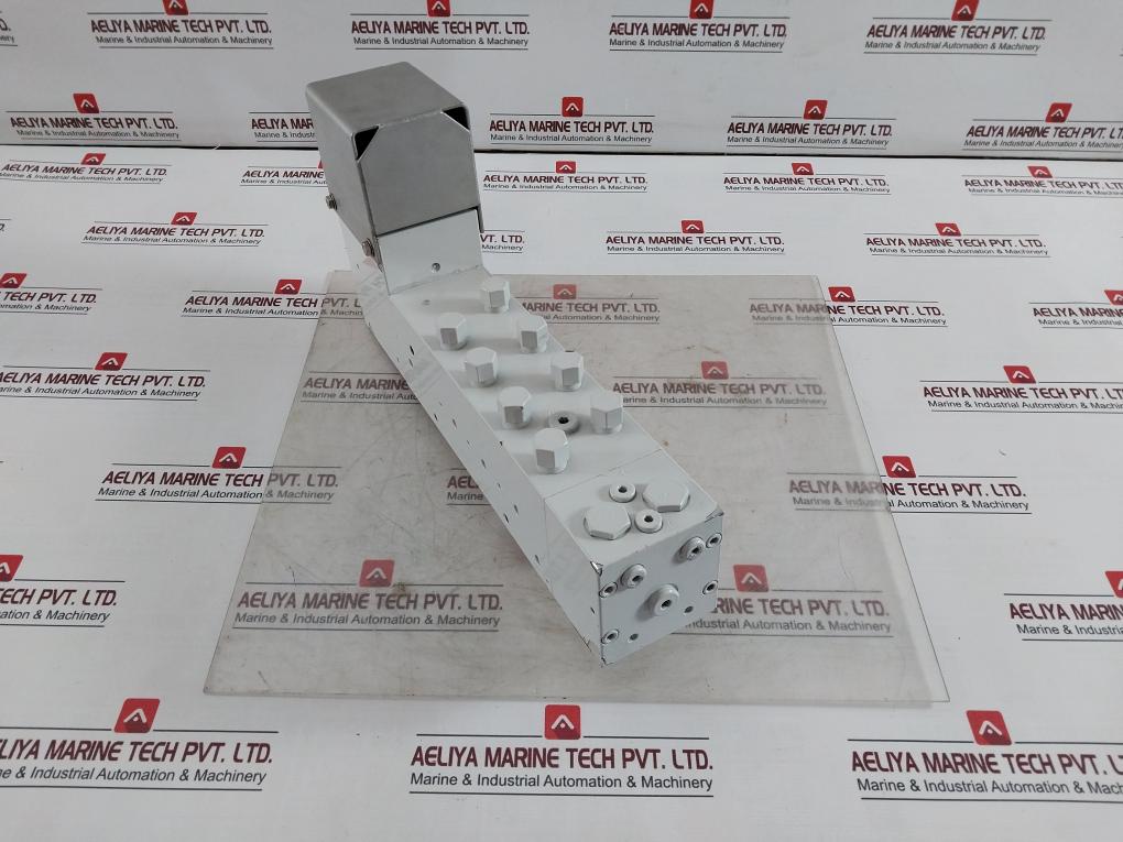 A.C.E. 01.12.397.400 Hydraulic Valve Manifold Block 105 Bar