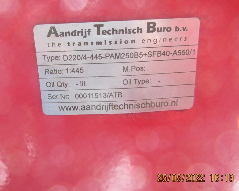 Aandrijf Technisch Buro D220/4-445-pam250B5+Sfb40-a550/1