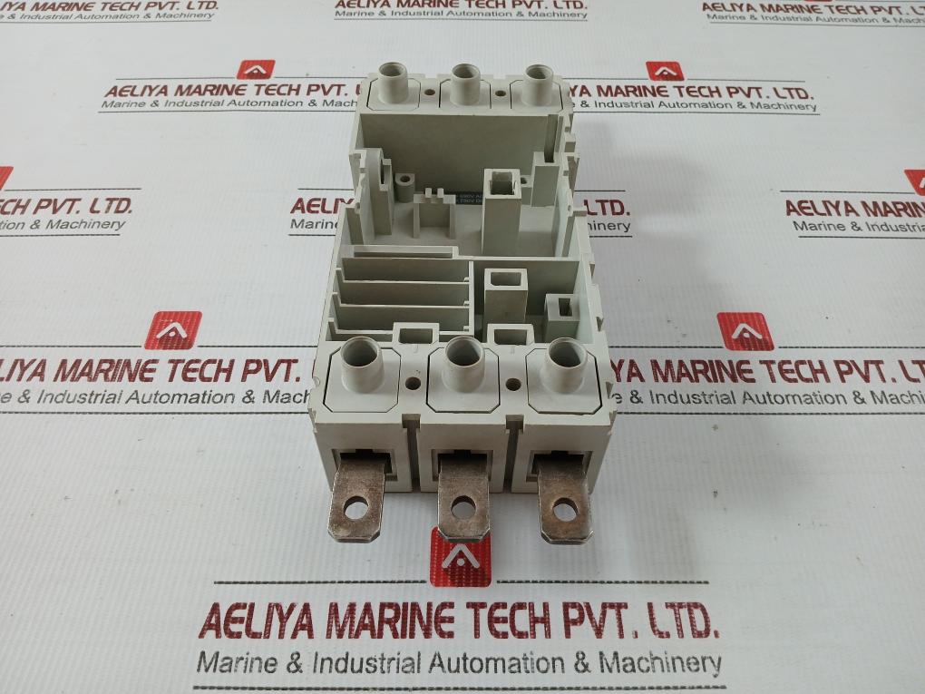 Abb-3-Pole-Fixed-Plug-In-Base-For-T4-Mcb-690v-Ac-1sda054737r1-2