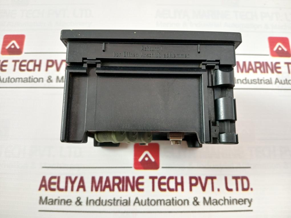 Abb 0-300V Analog Voltmeter 1.5