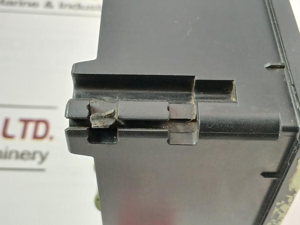 Abb 0-300V Analog Voltmeter 1.5