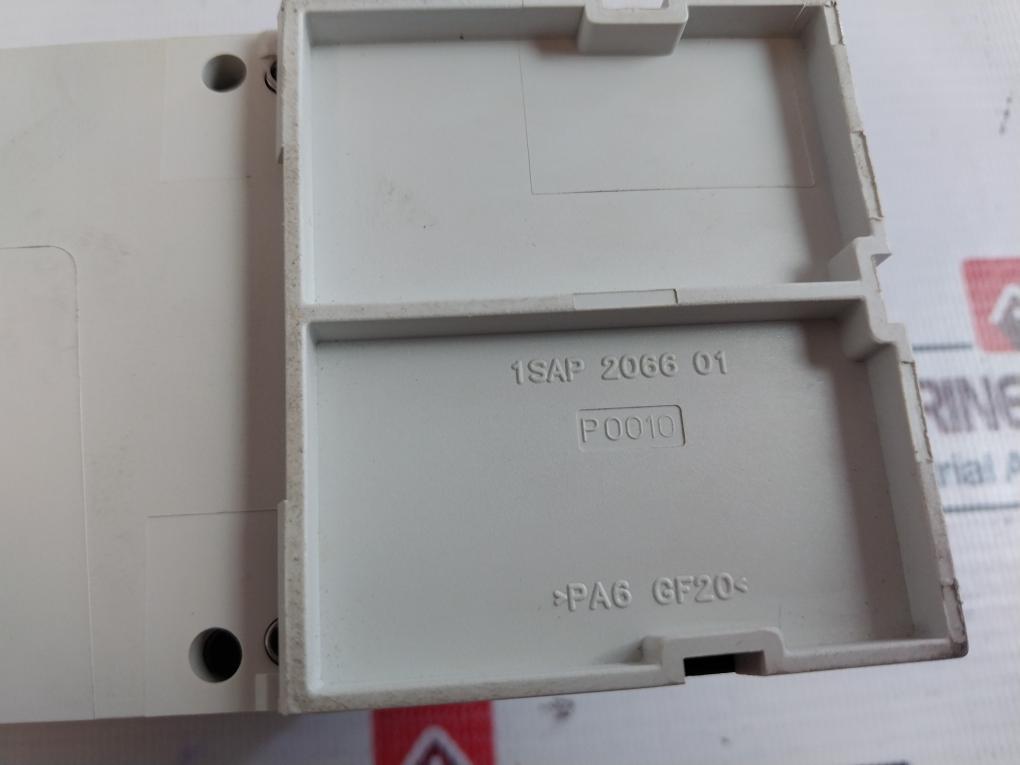 Abb 1Sap240100R0001 Digital Input/Output Module Dc532 1-wire 24Vdc 200W