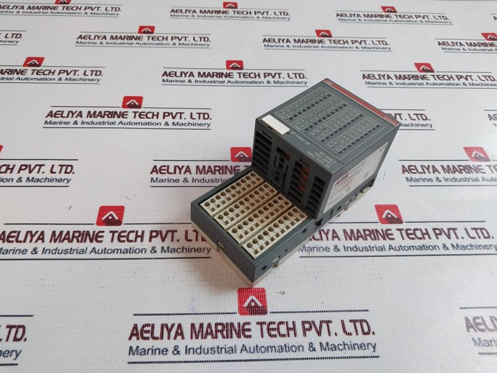 ABB 1SAP245200R0001 Digital Input/output Module 24VDC RELAY 230V 3A
