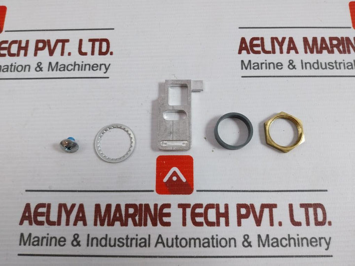 Abb 1Sda064507R1 Key Lock And Heavy Duty Padlock 1150046069