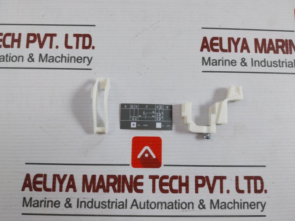 Abb 1Sda064507R1 Key Lock And Heavy Duty Padlock Kit Aux-sa-c 250 V Xt2-xt4 W