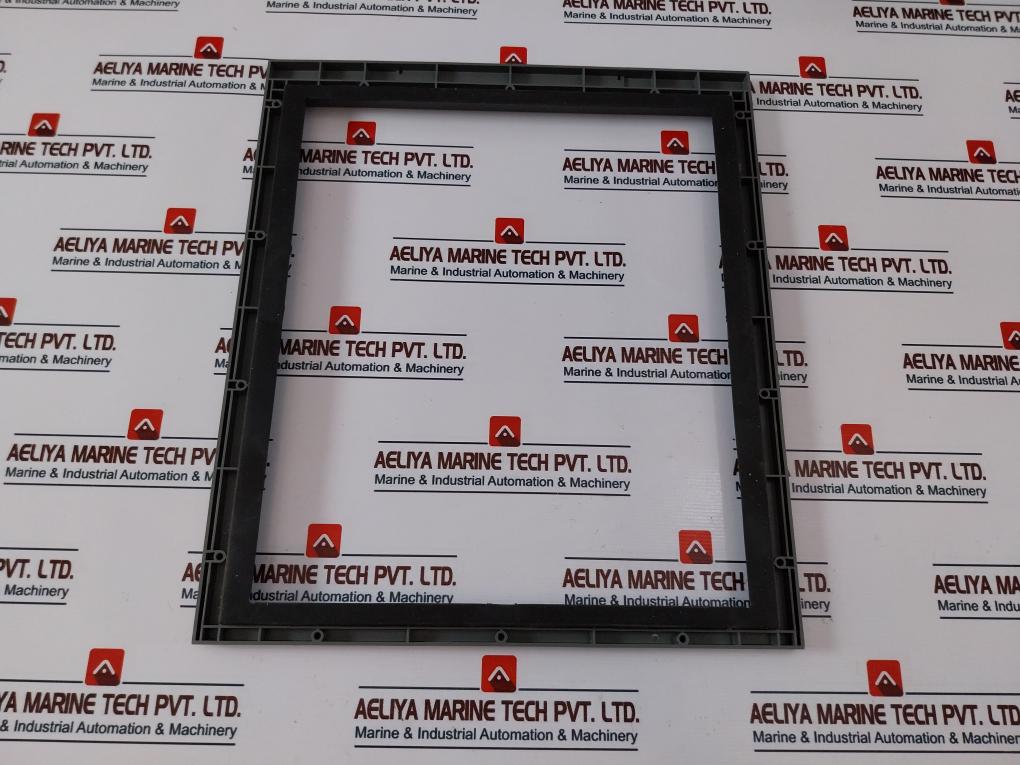 Abb 1Sda073864R1 Flange Ip30 For The Compartment Door