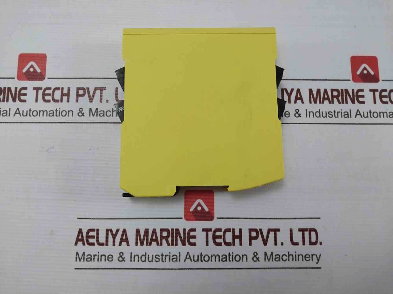 Abb 2Tla010052R0400 Sentry Ssr32 Safety Relay 0.5S Ip20