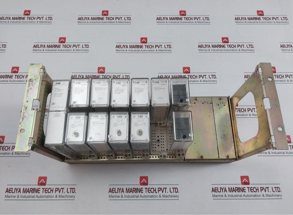 Abb 3-ph High Impedance Diff Relay 110V Dc In 7417 3001-cb (Incomplete)