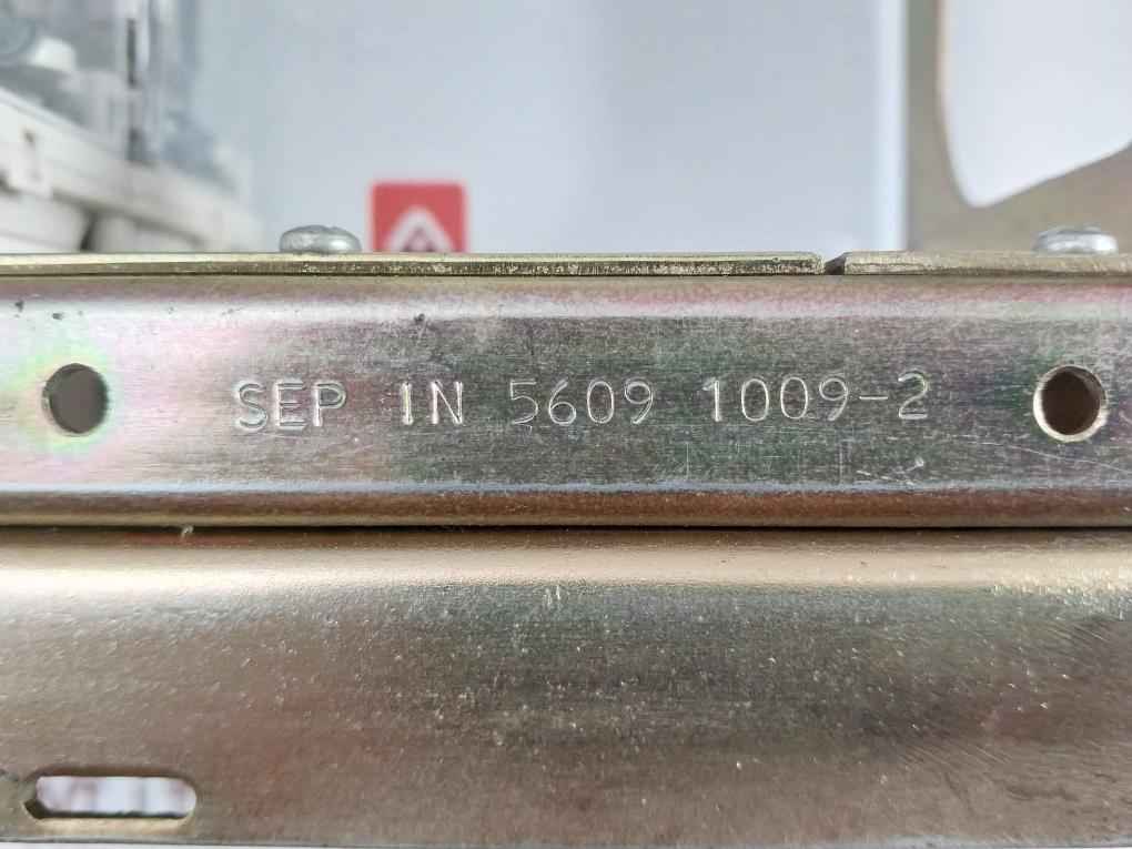 Abb 3-ph High Impedance Diff Relay 110V Dc In 7417 3001-cb (Incomplete)