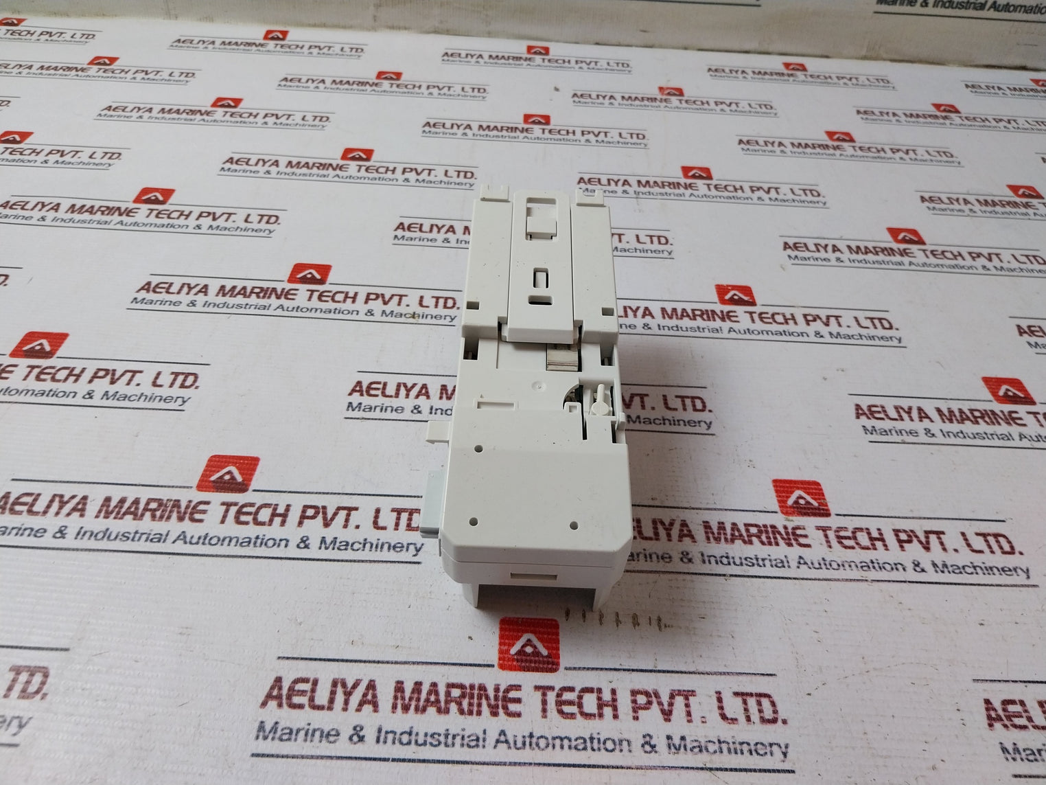 Abb 3Bse013230R1 S800 I/O Compact Mtu Module Termination Unit 50V Tu810V1