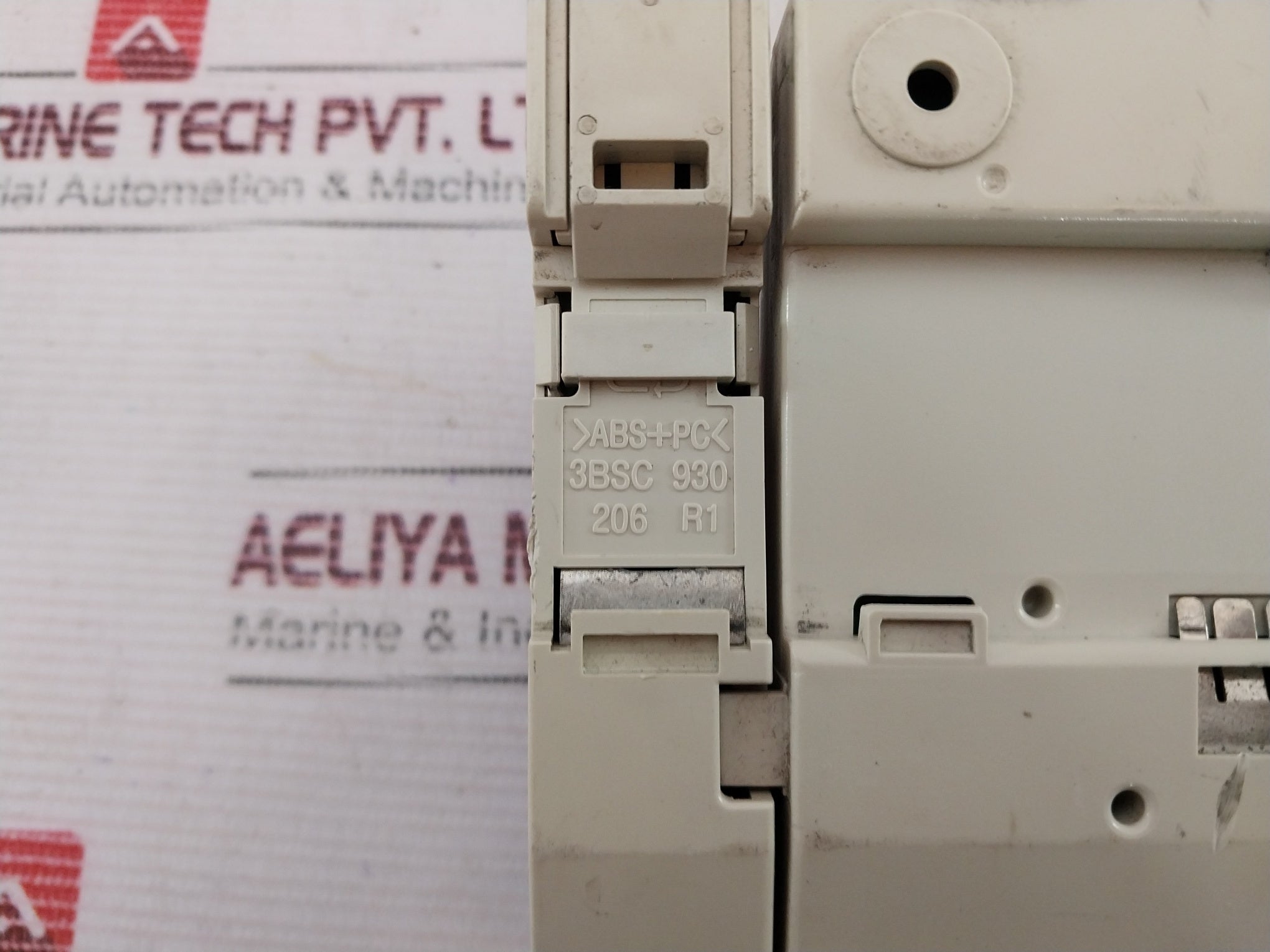 Abb 3Bse013234R1 Extended Module Termination Unit Tu830V1