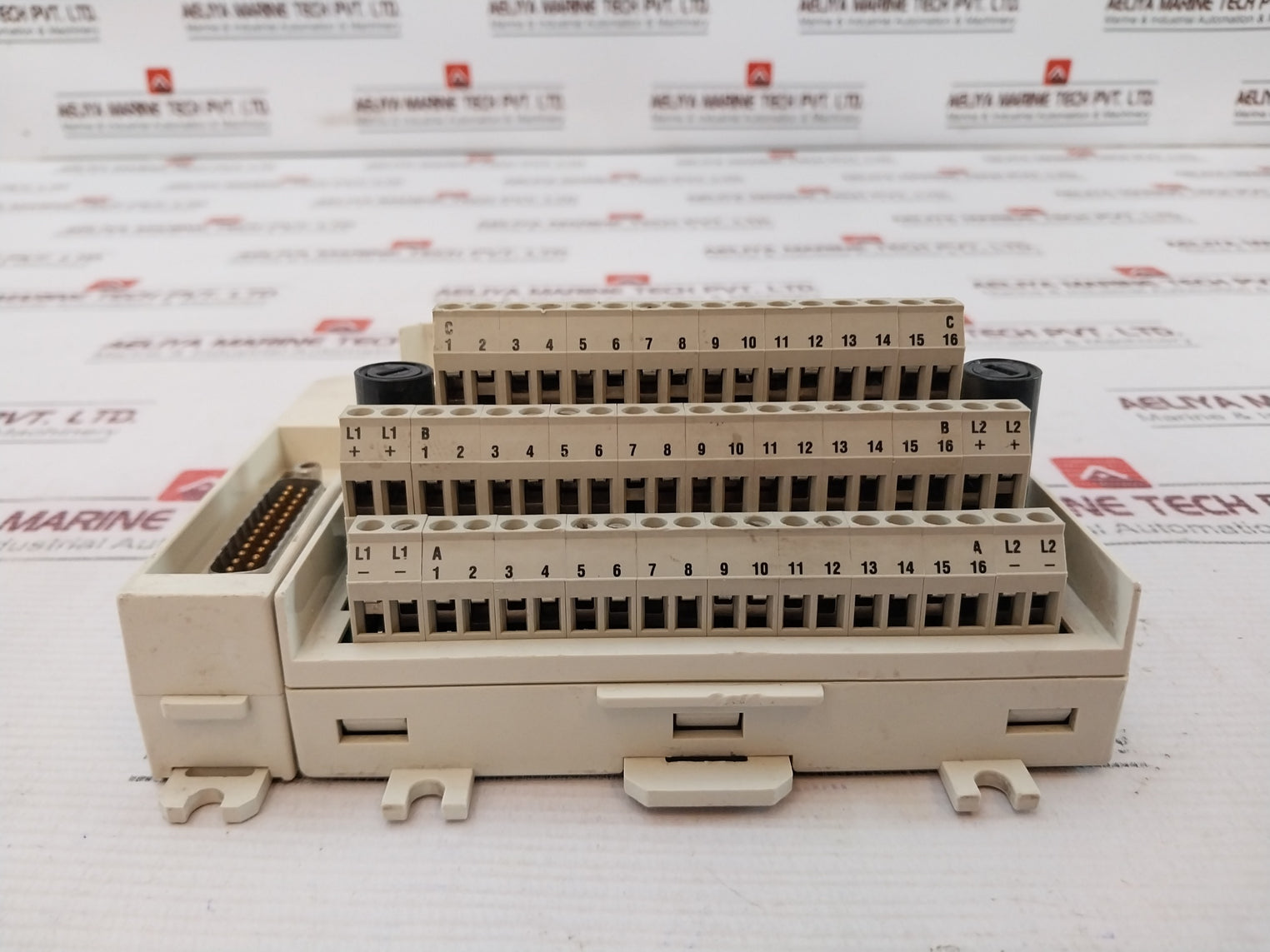 Abb 3Bse013234R1 Extended Module Termination Unit Tu830V1