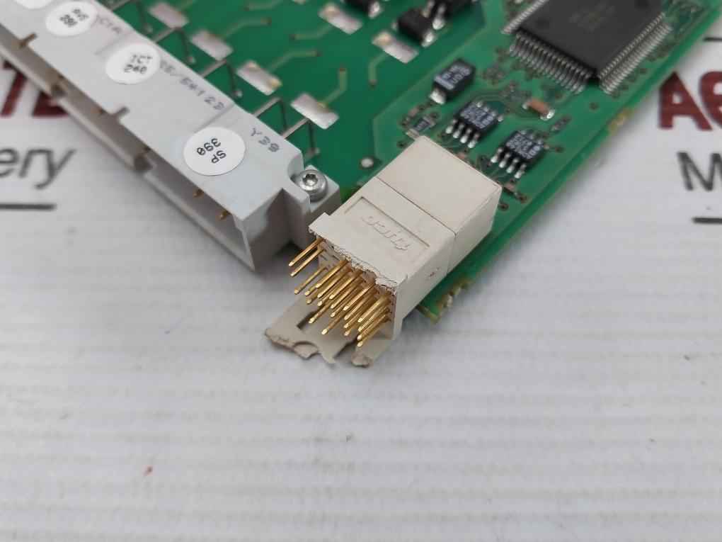 Abb 3Bse036374R1 Digital Input Module Circuit Board