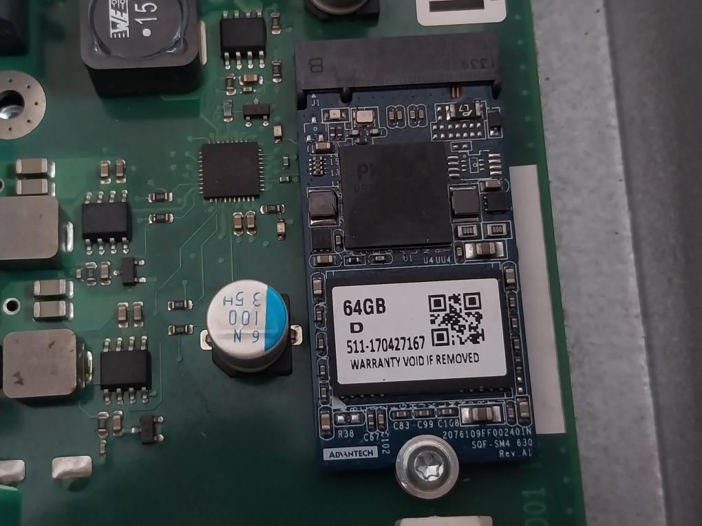 ABB DSQC1036 3HAC058696-001 R01 Robot Computer Unit