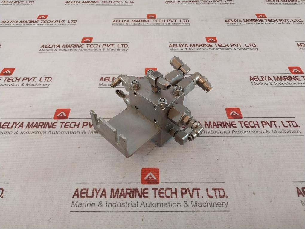 Abb 3Hnm 09704-1 Cleaning Unit Rev 02