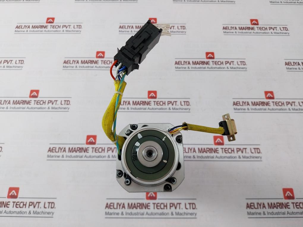 Abb 3Hnp 04378-1/01 Servo Motor 200V 4.0A Ts2640N871E172 J62786 W424/W425
