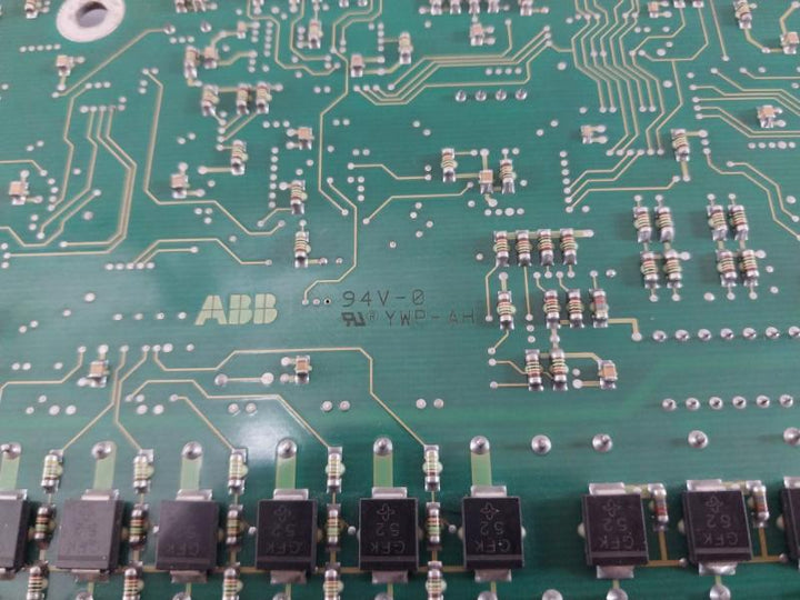 Abb 3bhb005922r0001 Interface Board Uns 0880a-p V1 P201 P106