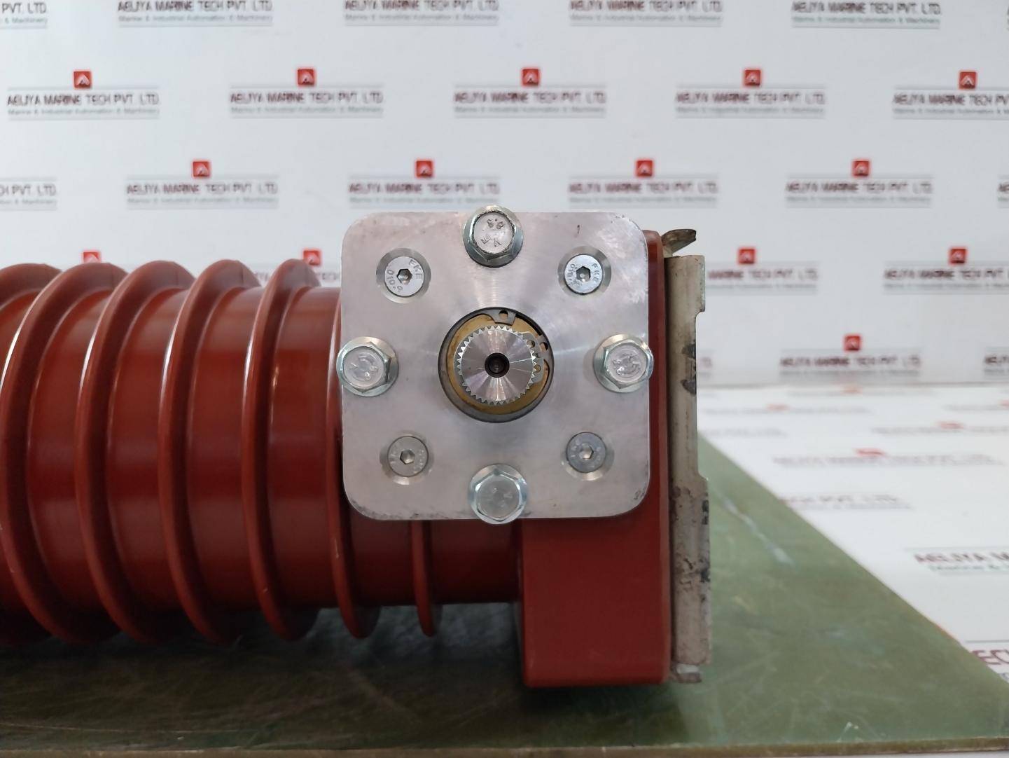 Abb 506604801 Vacuum Interrupter Embedded Pole For Circuit Breakers