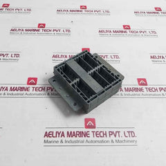 Abb 64674731 Multi Pole Fuse Holder Insulating Support Pa 6/66