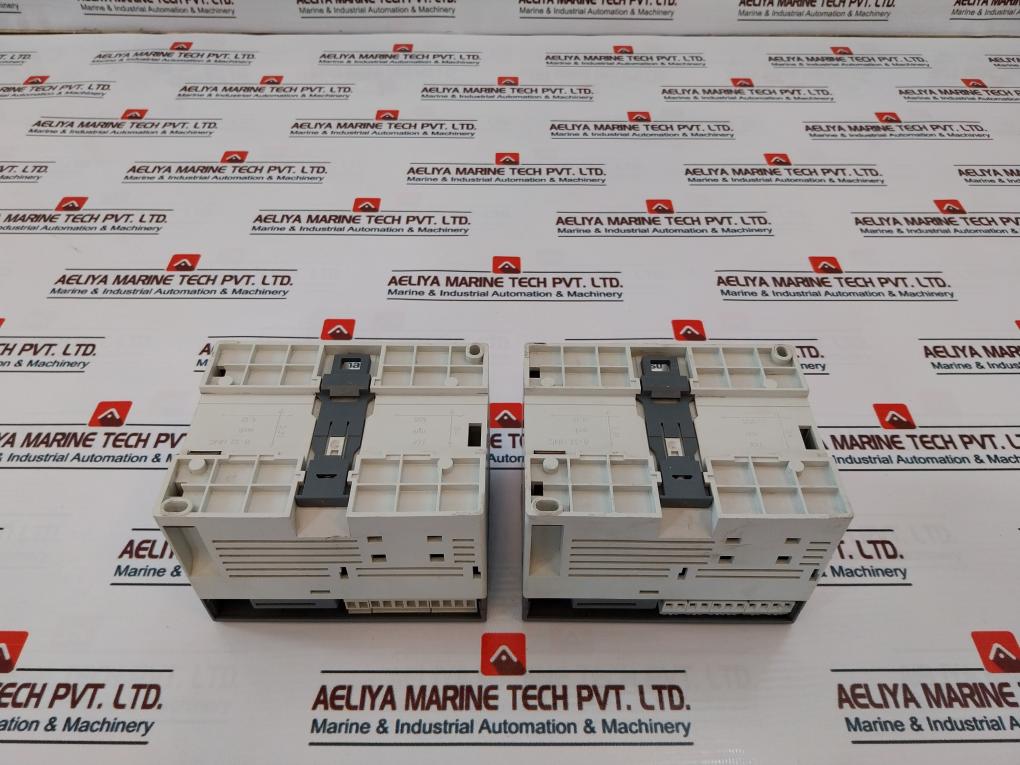 Abb 86Ar24-o3.3 Programmable Logic Controllers 1Sbp260000R1001