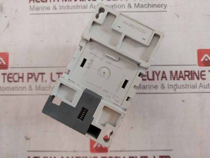 Abb A26-30-10 Contactor Relay 110-120V 60Hz A600 P300 A005135 R84