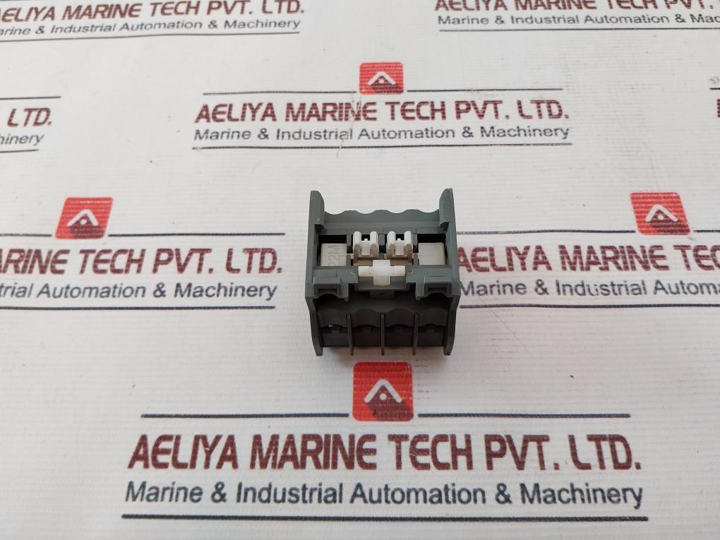 Abb A30-30-32 Auxiliary Contact Block