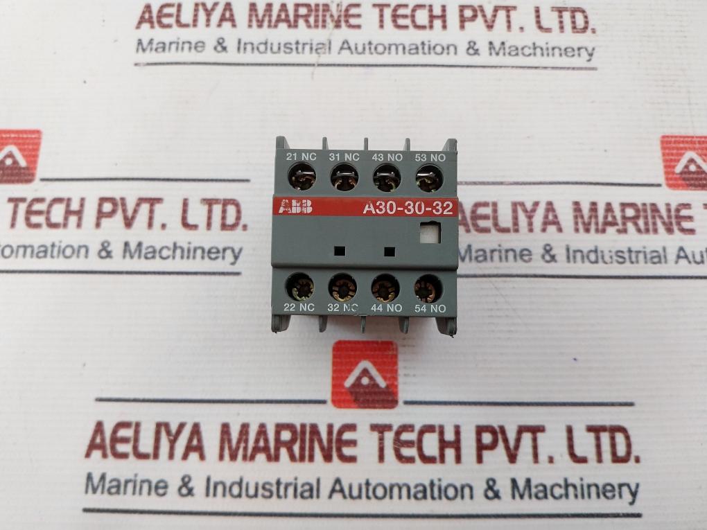 Abb A30-30-32 Auxiliary Contact Block