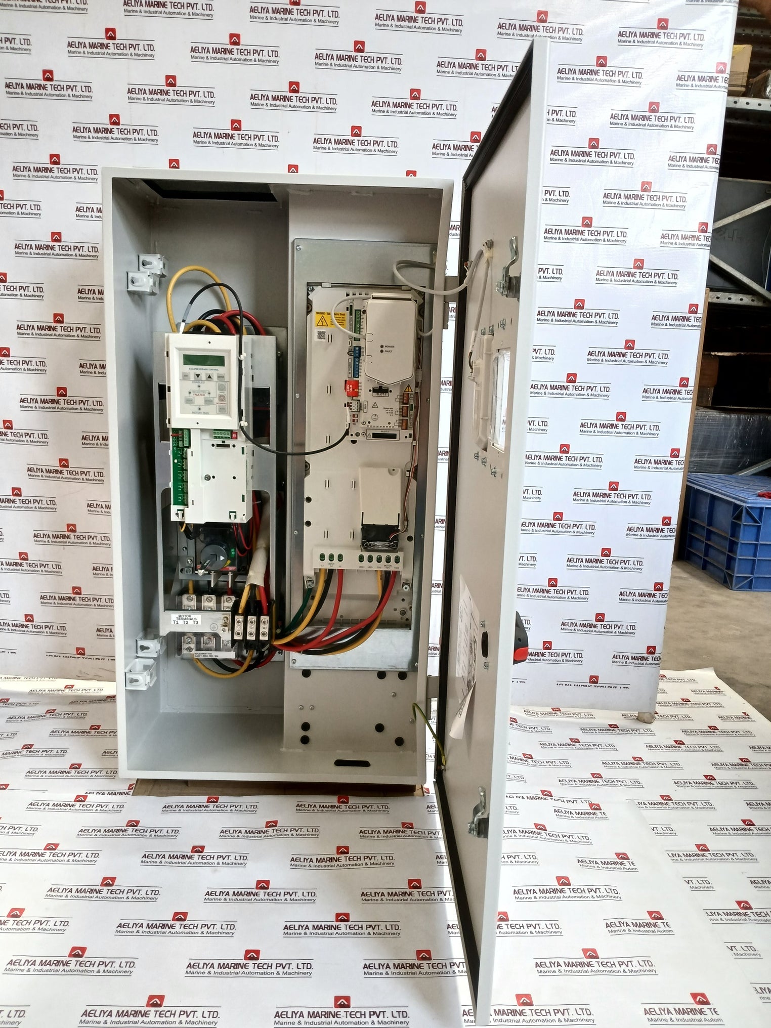 Abb Ach580-bcr-077A-4+B056+F267 Hvac Enclosed Industrial Control Panel 0–500 Hz