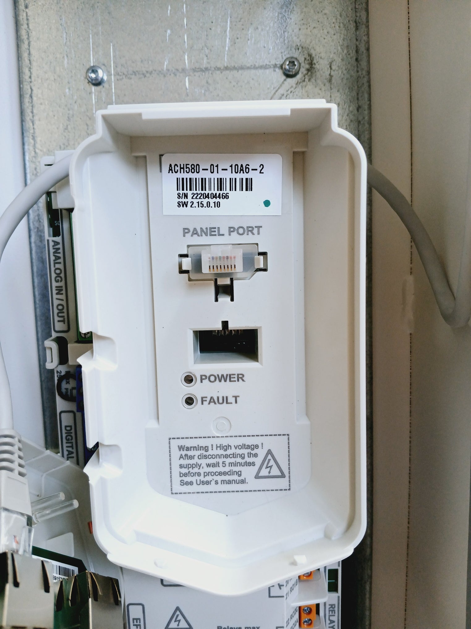 Abb Ach580-bcr-10A6-2+B058 Bypass Variable Frequency Drive 208-240Vac Ul Type 3R