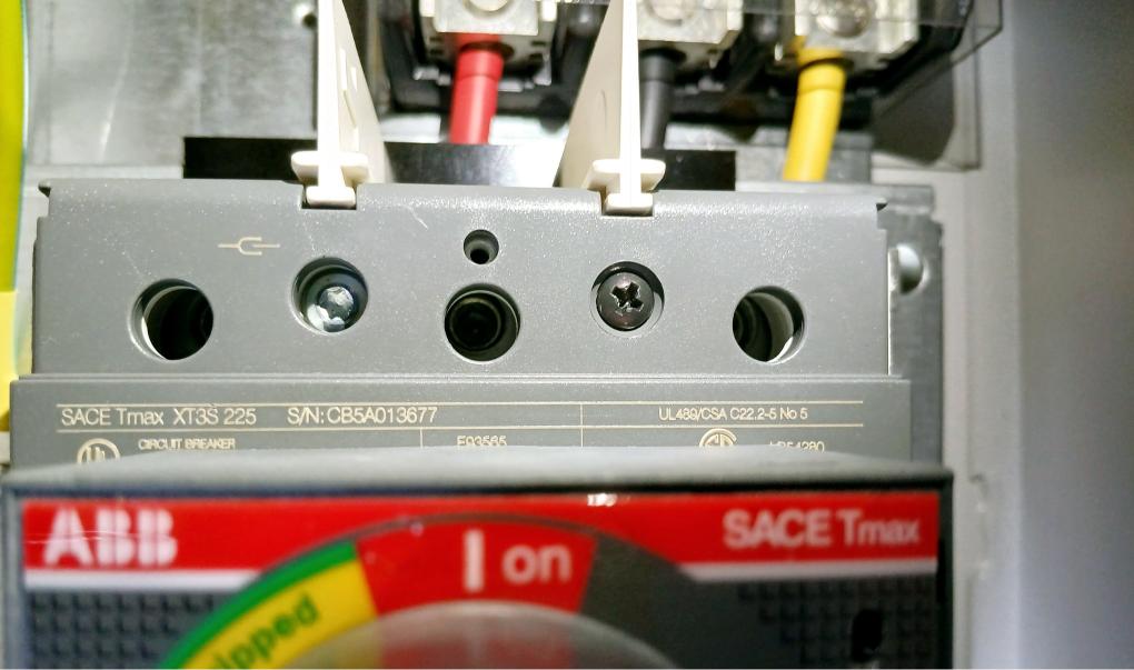 Abb Ach580-pcr-077A-4+E213 Hvac Drive With Circuit Breaker Disconnect 440-480Vac