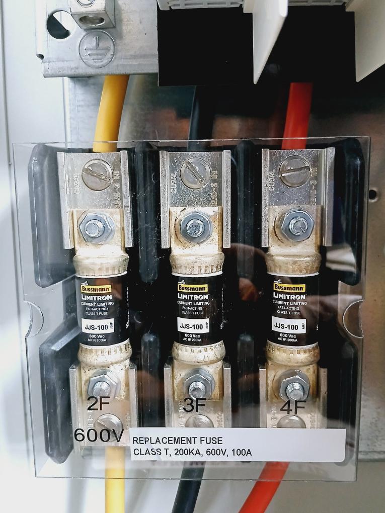 Abb Ach580-pcr-077A-4+E213 Hvac Drive With Circuit Breaker Disconnect 440-480Vac