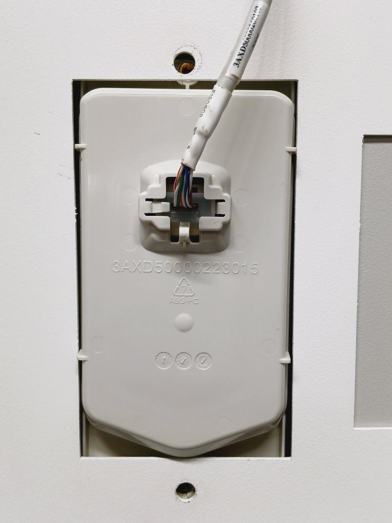 Abb Ach580-pdr-022A-6+B058 Hvac Drive With Disconnect Us 100Ka 3Ph 50…60Hz