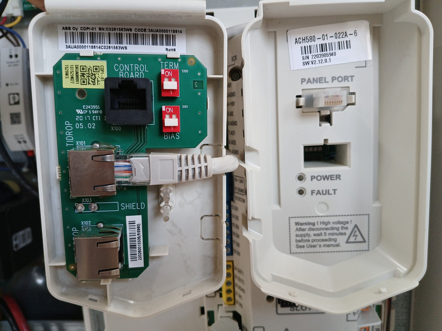 Abb Ach580-pdr-022A-6+B058 Vfd (Variable Frequency Drive) 600Vac 22A 50/60Hz