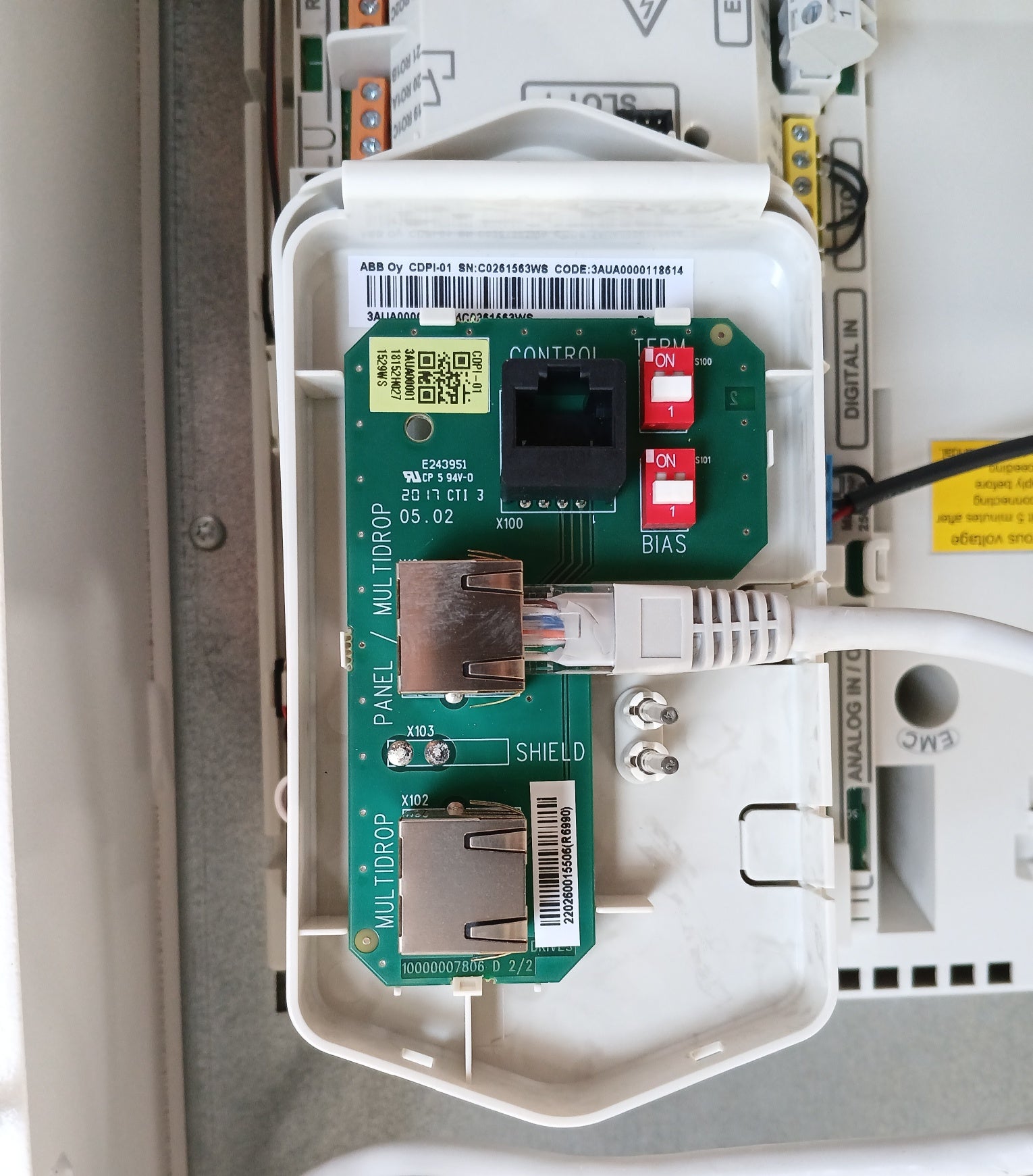 Abb Ach580-pdr-022A-6+B058 Vfd (Variable Frequency Drive) 600Vac 22A 50/60Hz