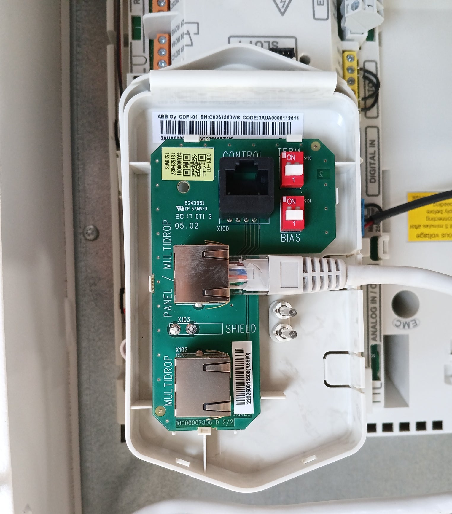 Abb Ach580-pdr-022A-6+B058 Vfd (Variable Frequency Drive) 600Vac 22A 50/60Hz