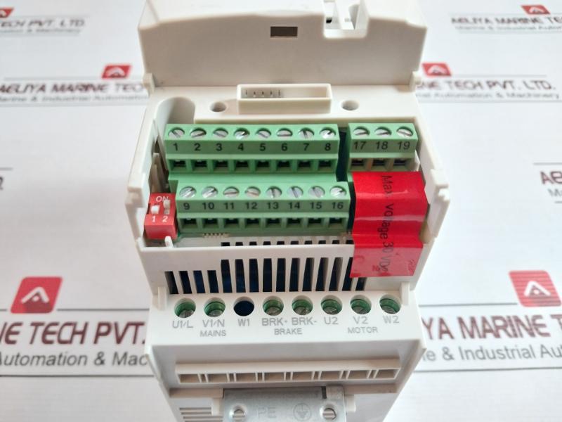 Abb Acs355-01E-02A4-2 Variable Frequency Inverter 30 Vdc 0.37 Kw