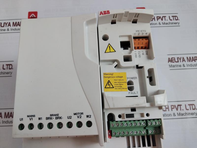 Abb Acs355-03E-15A6-4 Ac Machinery Drive Module 7.5 Kw 3-400V/480V (Not Working)