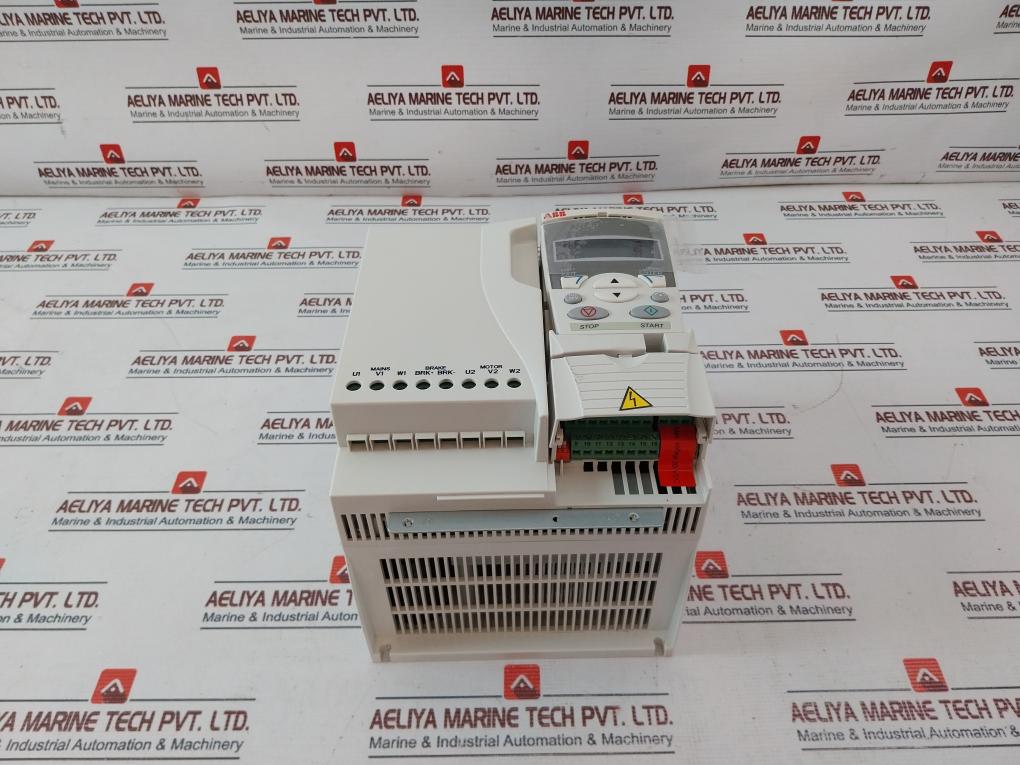 Abb Acs355-03E-23A1-4 Ac Inverter Drive 48-63Hz 30 Vdc A Br0-560