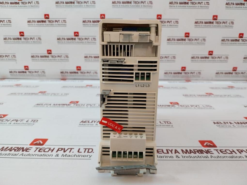 Abb Acs380-040S-05A6-4 Frequency Inverter Ip20 30Vdc 50/60Hz 3Axd50000010596