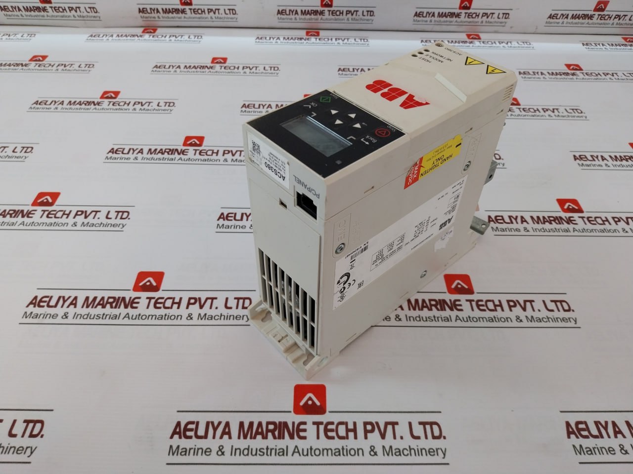 Abb Acs380-040S-05A6-4 Frequency Inverter Ip20 30Vdc 50/60Hz 3Axd50000010596