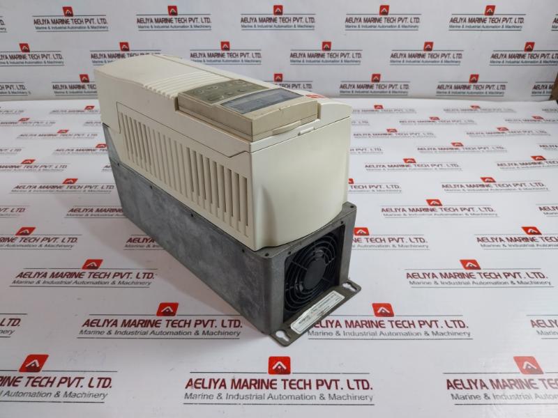 Abb Acs401000432 Frequency Converter 3abd64555073 (For Parts)