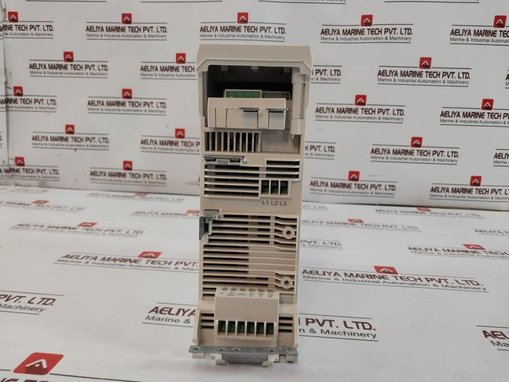 Abb Acs560-01-09A4-4 General Purpose Drive 3-380/480Vac 9.4A Icc 100 Ka