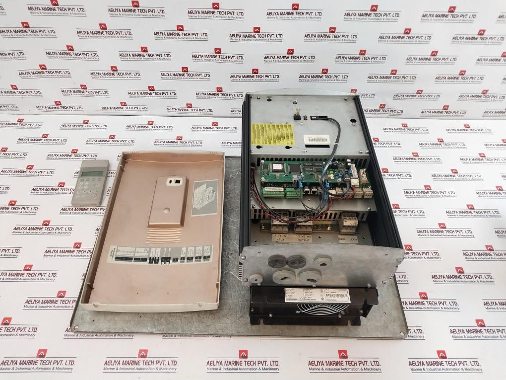 ABB ACS 600 ACS60100256000D1200901 Variable Frequency Drive 3~525…690V 48…63 Hz