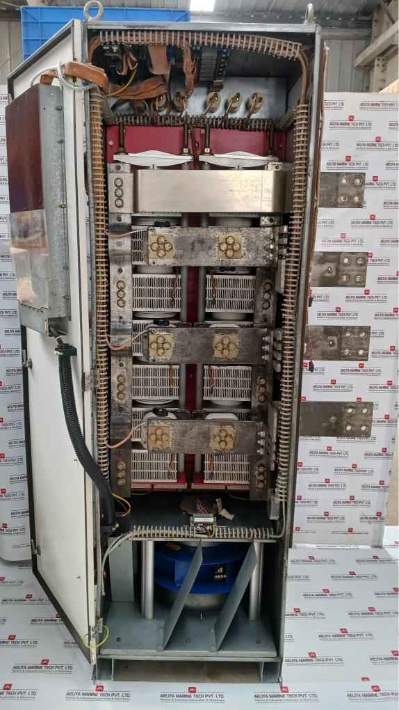 Abb Acs800-104-0440-7+e205+q950+v991 Frequency Drive 709–976 Vdc 458 Adc