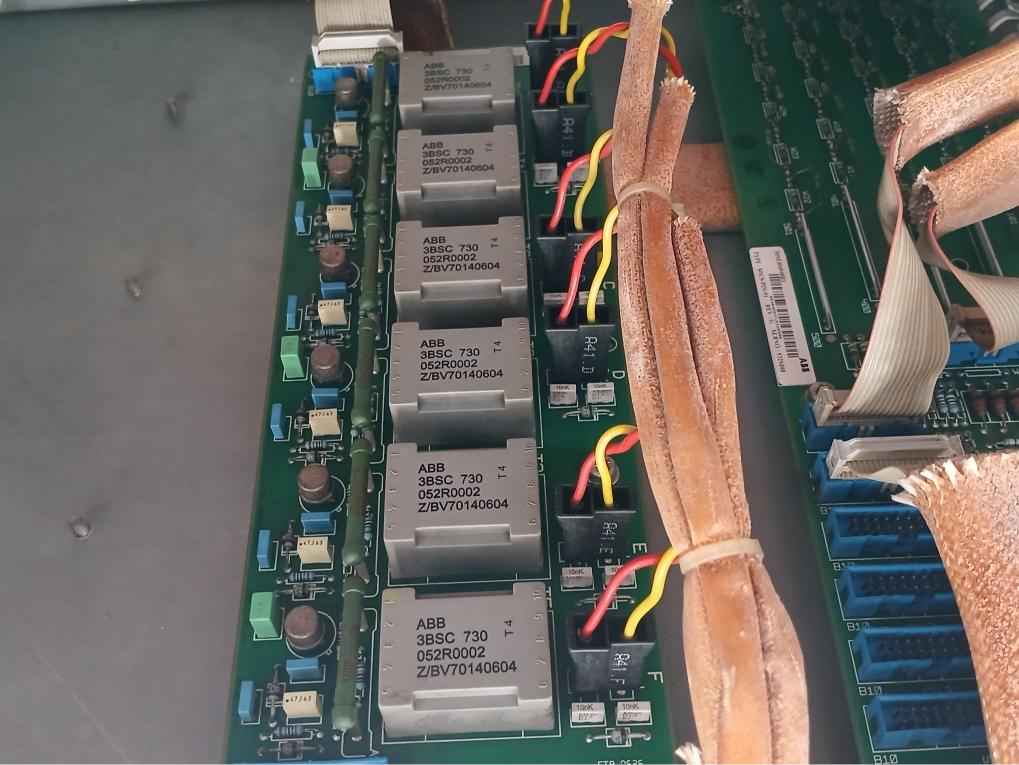 Abb Acs800-104-0440-7+e205+q950+v991 Frequency Drive 709–976 Vdc 458 Adc