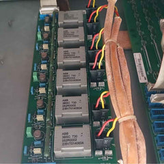 Abb Acs800-104-0440-7+e205+q950+v991 Frequency Drive 709–976 Vdc 458 Adc