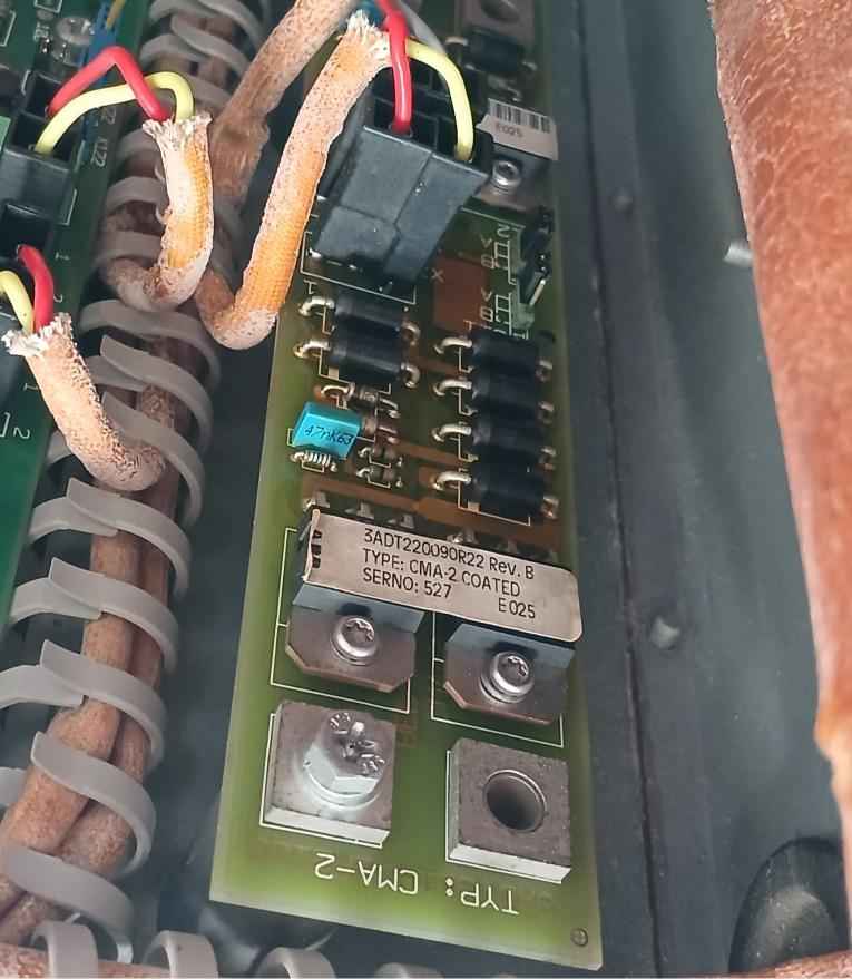 Abb Acs800-104-0440-7+e205+q950+v991 Frequency Drive 709–976 Vdc 458 Adc