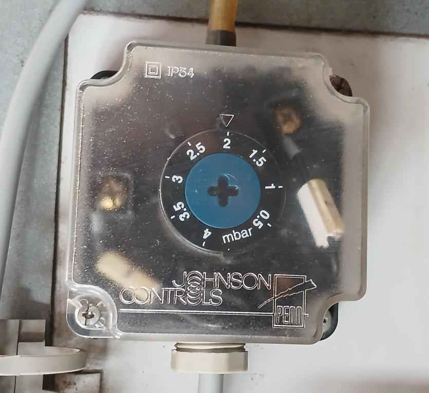 Abb Acs800-104-0440-7+e205+q950+v991 Frequency Drive 709–976 Vdc 458 Adc