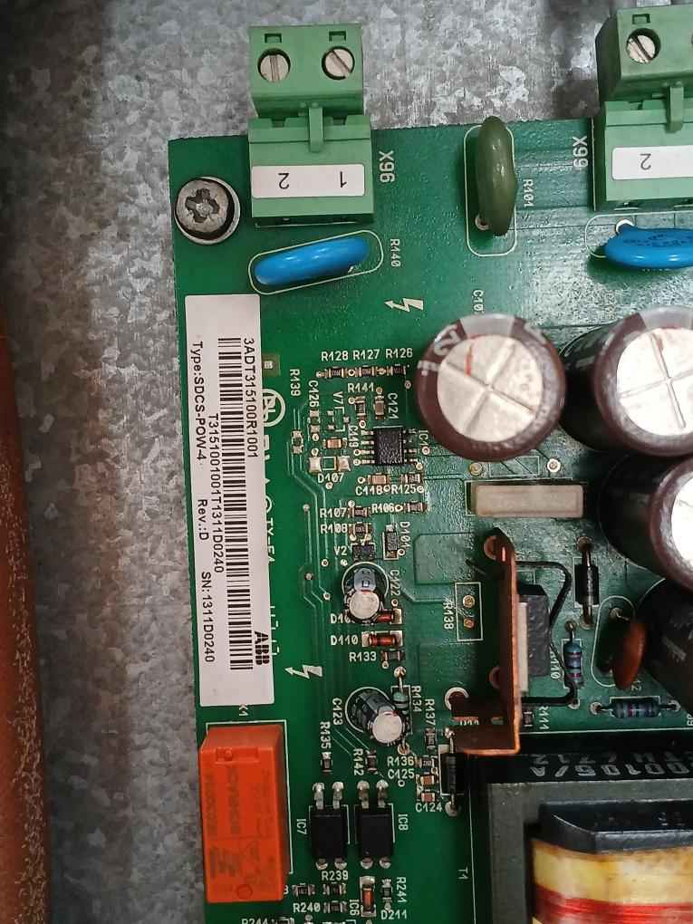 Abb Acs800-104-0440-7+e205+q950+v991 Frequency Drive 709–976 Vdc 458 Adc