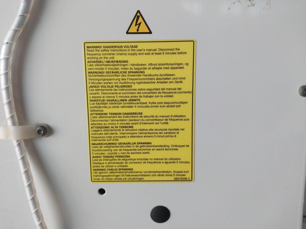 Abb Acs800-104-0580-7+C126+E205+V991 Inverter